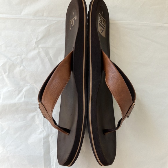 Reef Flip Flop Thong Brown Sandals Beach Sand - Picture 4 of 6